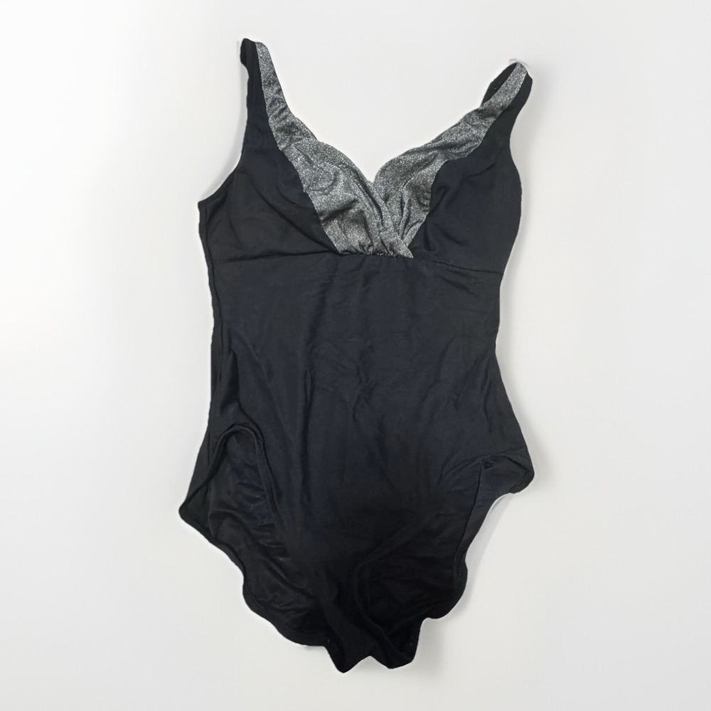 Women's Black Swimsuit—Shapemaker Silver Size 36C‎ or Large—Y2K